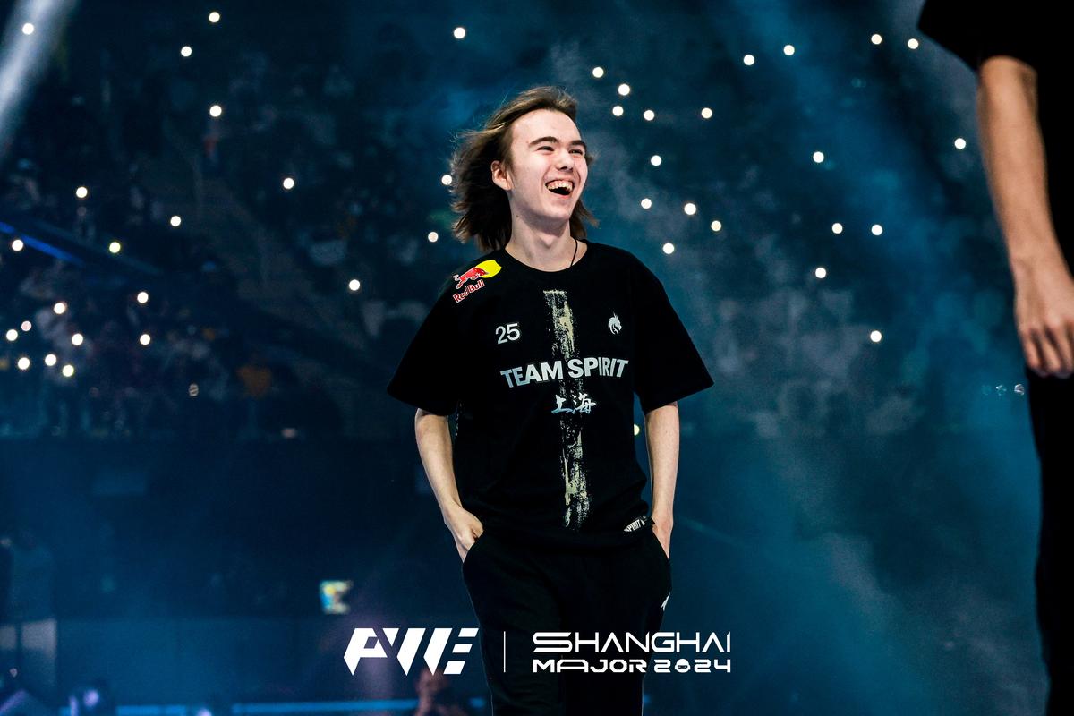 Tarzan：选皇子很好配合队友，八强打谁我们都不虚